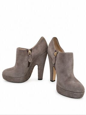 EUC Jerome C Rousseau Italy women's luxury runway suede leather ankle boots grey